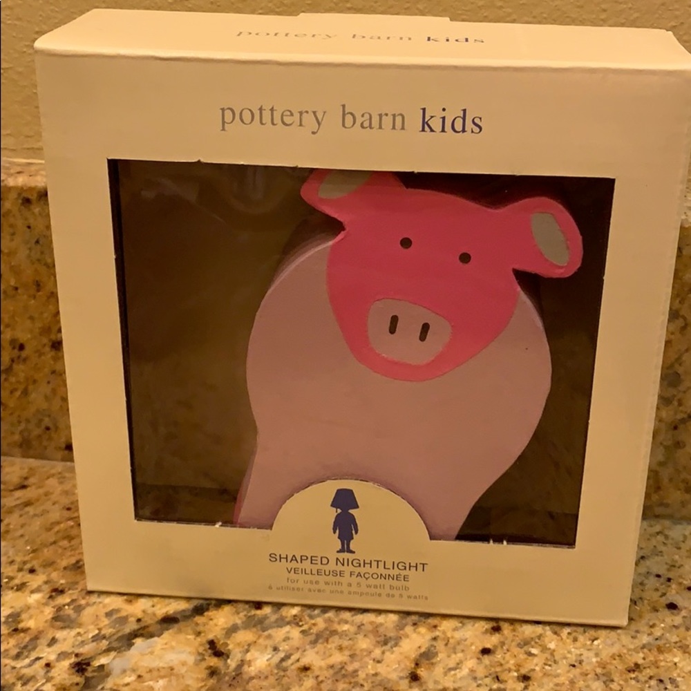 NIB Pottery Barn Kids Pig Piggy Nightlight pink